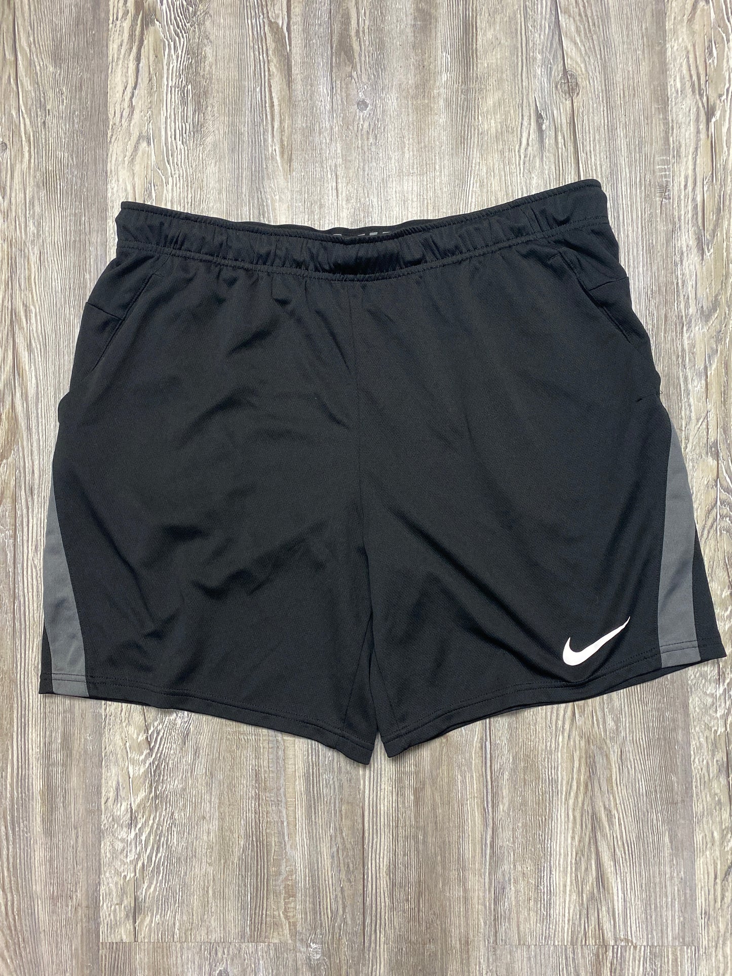 Nike Size XXL tag #97
