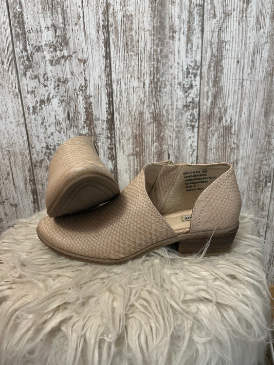 not rated tan snake print boots women’s 9.5 $8