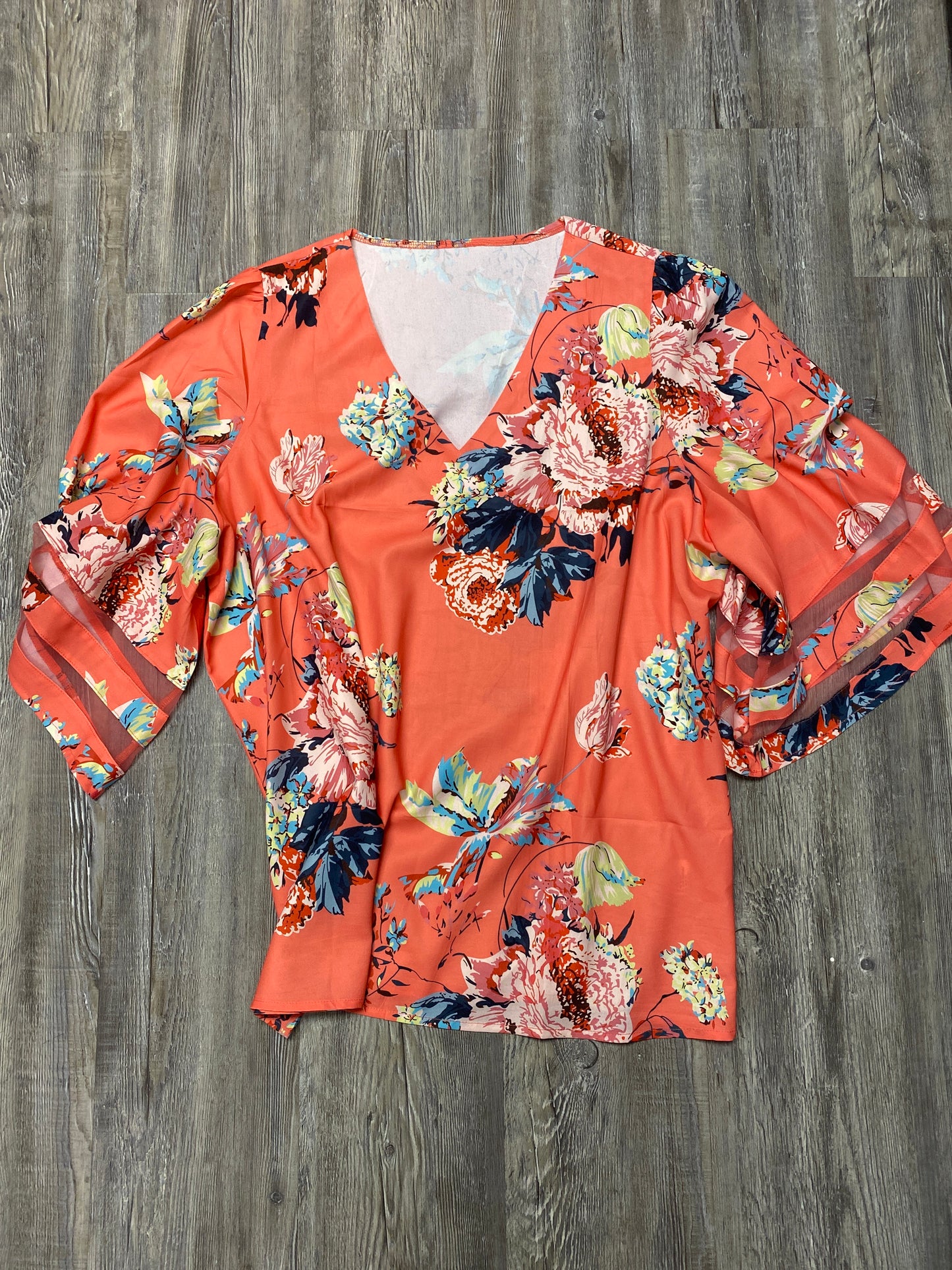 Coral flower shirt size 3xl $5