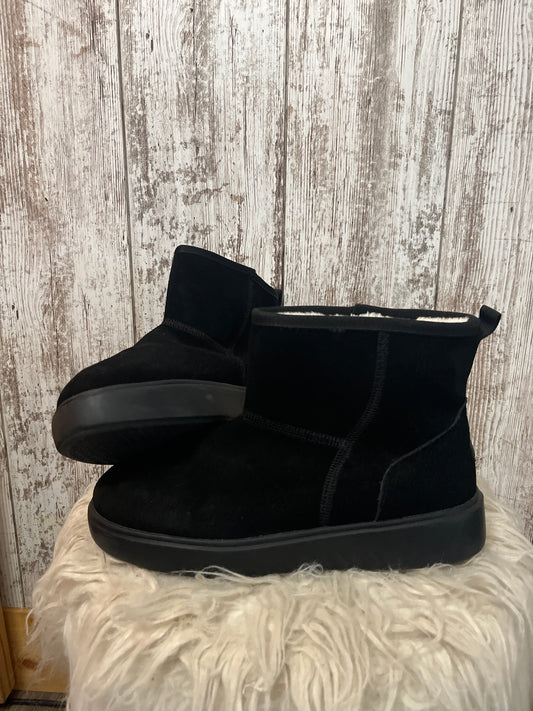 Black boots women’s 9 $5