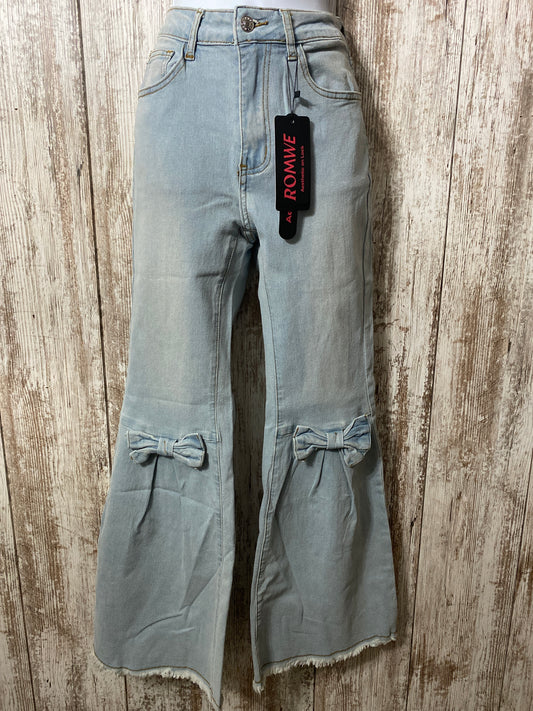 Romwe Bow Jeans Small