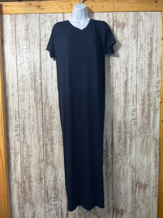 ZENANA OUTFITTERS Dark blue tee dress size Medium $3