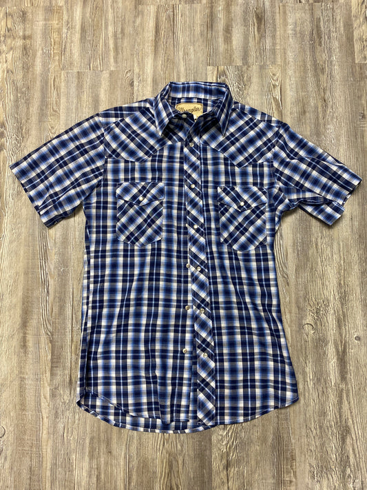 Wrangler pearl snap size small $5