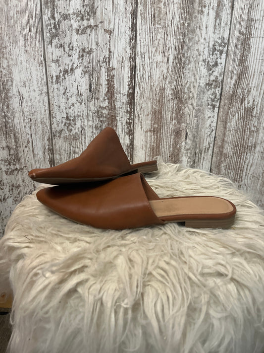 Old Navy burnt orange slip on shoes women’s 9 $3