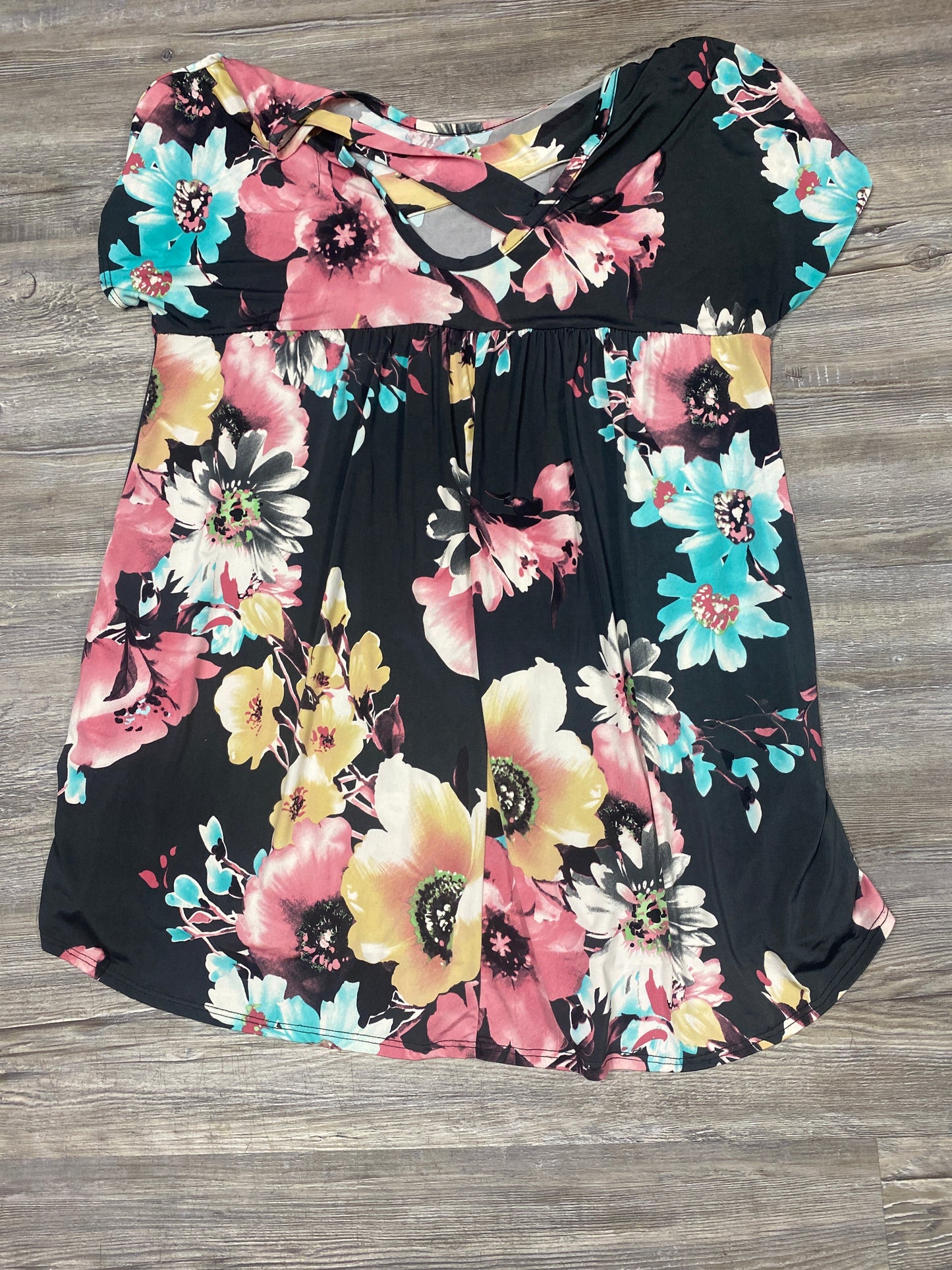 Crisscross flower shirt large $5