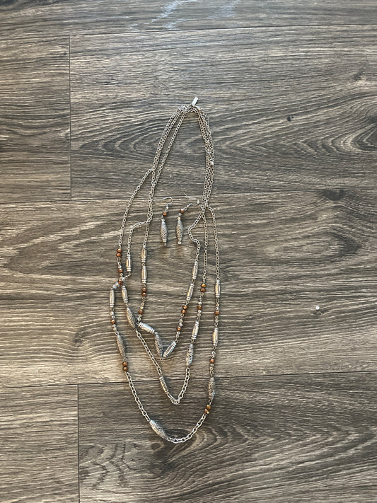 Necklace $5