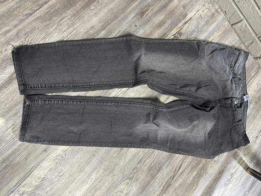 Maurice’s size l/reg $8