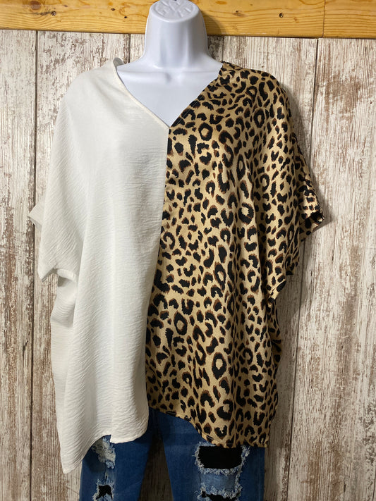 Jodifl Oversized Cream/Leopard Print Blouse Medium tag #61