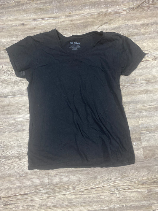 Gildan black T-shirt, size large $2
