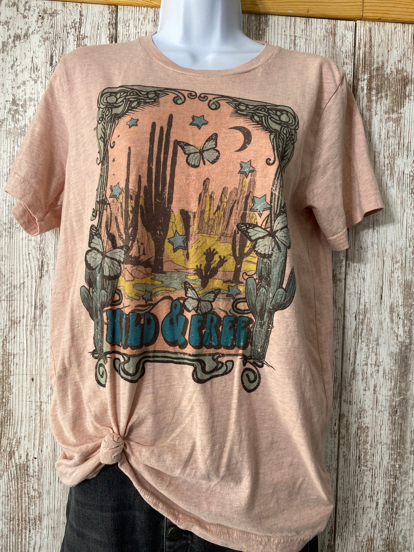 “Wild and Free” Tee Medium