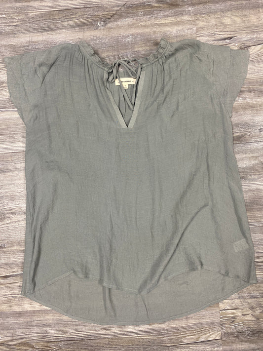 ee:some size medium $5
